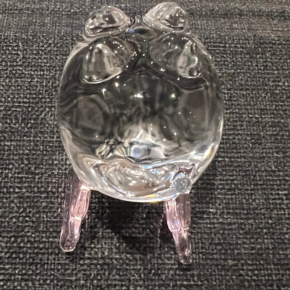 Pier 1 Imports Collectibles Penelope The Pig Mini Glass Pig With Pink Wings - Picture 4 of 6